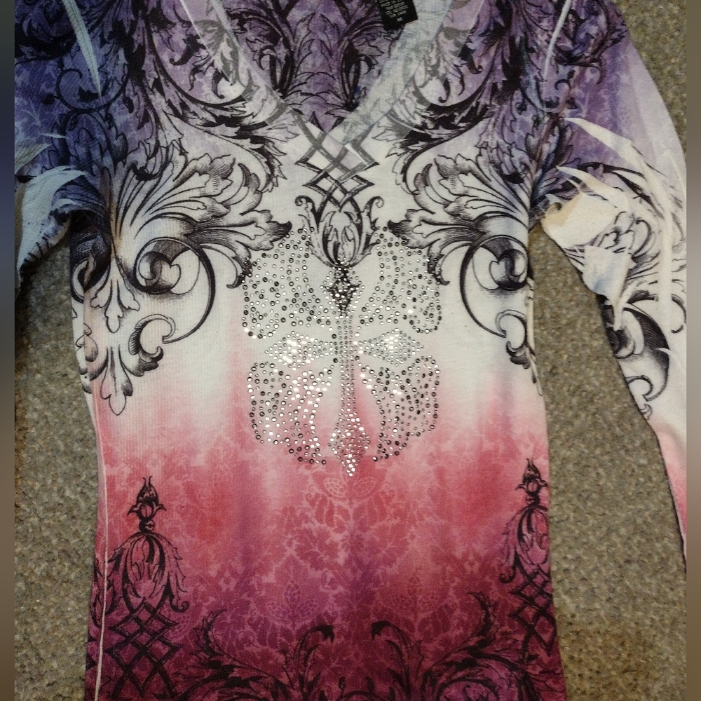 Embellished long sleeved top - Picture 10 of 14
